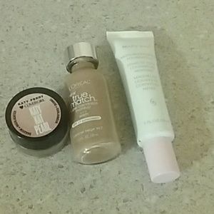 Makeup lot 2 foundations 1 highlighter